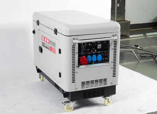鹤壁二手康明斯12kw小型柴油发电机组