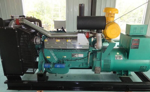 鹤壁鹤山二手潍柴300kw大型柴油发电机组